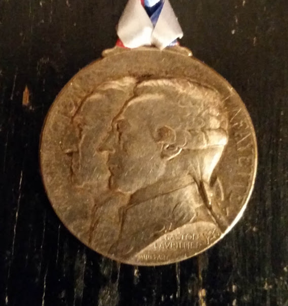 WWI Metal  Obverse